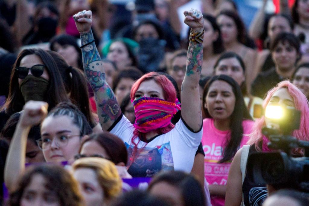 Sheinbaum se reunió con mujeres tras la la marcha contra la violencia de género. | Cuartoscuro