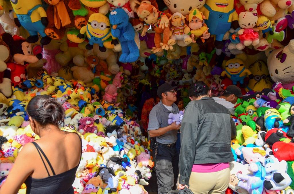 Peluches en el Centro Histórico de CdMx. (Cuartoscuro)