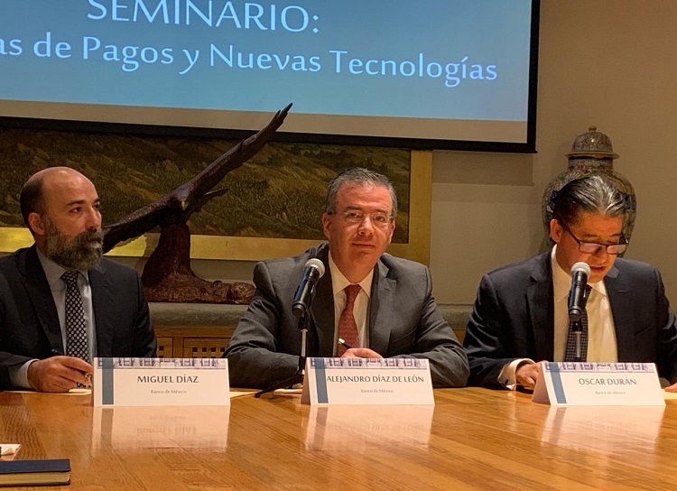 El gobernador del Banco de México (Banxico), Alejandro Díaz de León. Foto: Karen Guzmán