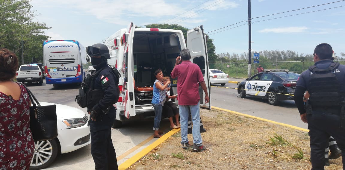 Muere peatón tras ser atropellado a unos pasos de la UAT (Foto/Sandra Sosa)