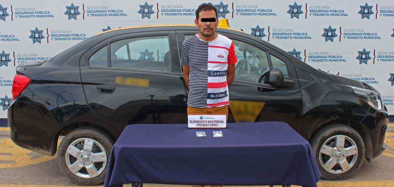 El indiciado cuenta con antecedentes penales; además, fue asegurada posible droga. (Especial)