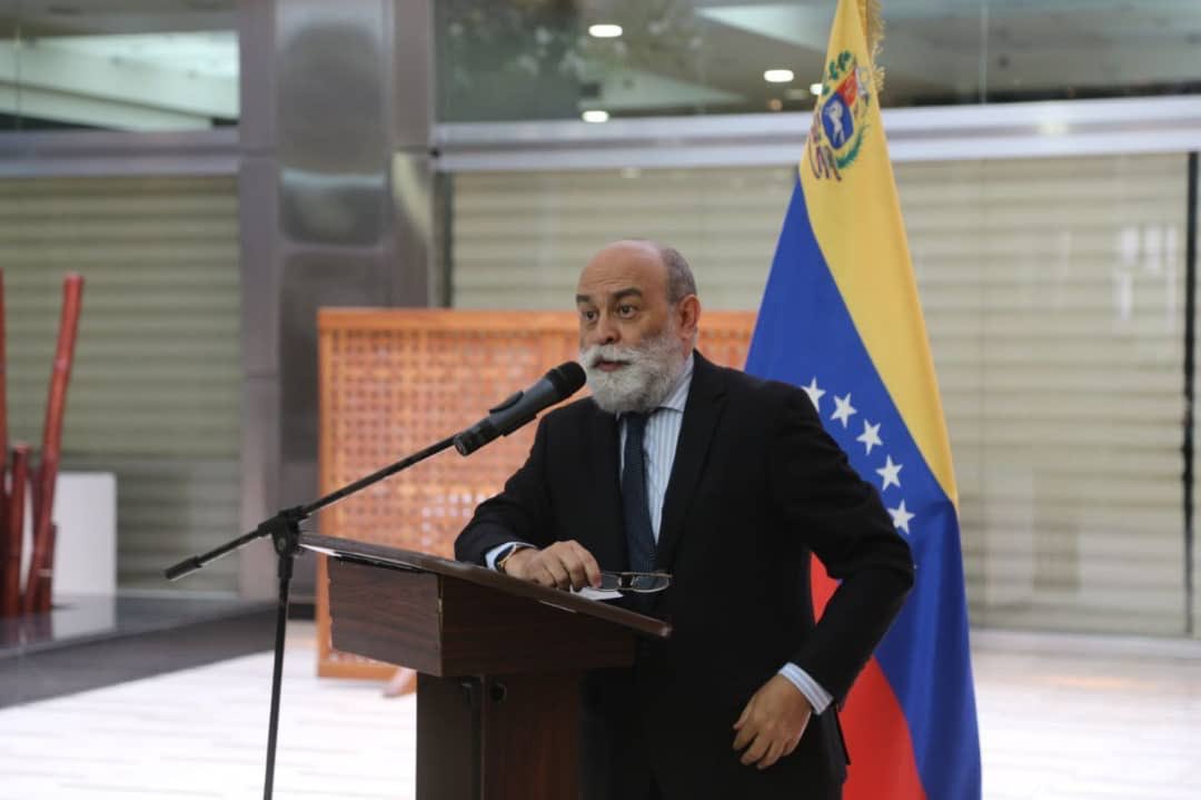 En representación del presidente venezolano Nicolás Maduro, asisitó el viceministro de Exteriores, Rubén Darío Molina.