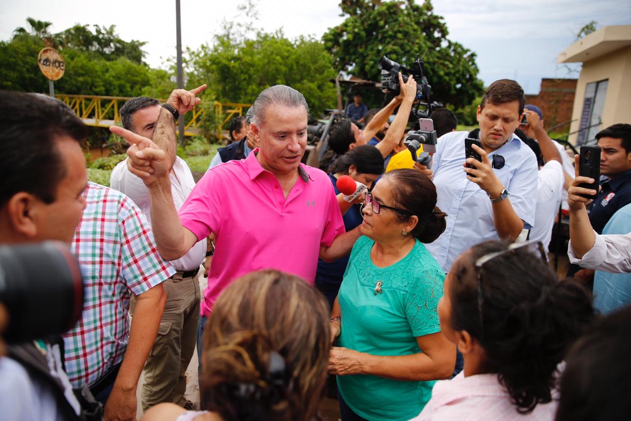 El gobernador también solicitó declaratoria de emergencia para la comunidad de El Rosario, que fue afectada por las fuertes lluvias.