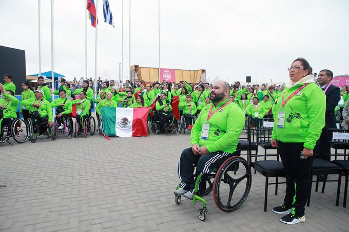 Izamiento de la bandera de México en la villa panamericana (Imago7)