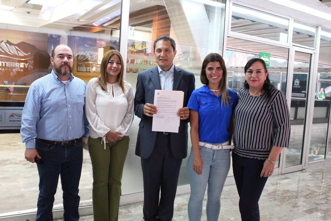 La propuesta específica es que la avenida Libertad se modifique a avenida Libertad Celso Piña Arvizu. Foto: Especial