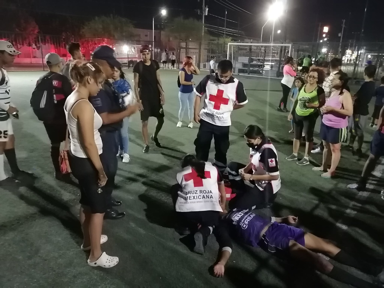 Los hechos ocurrieron la noche del jueves en las canchas de la Línea Verde. (Especial)