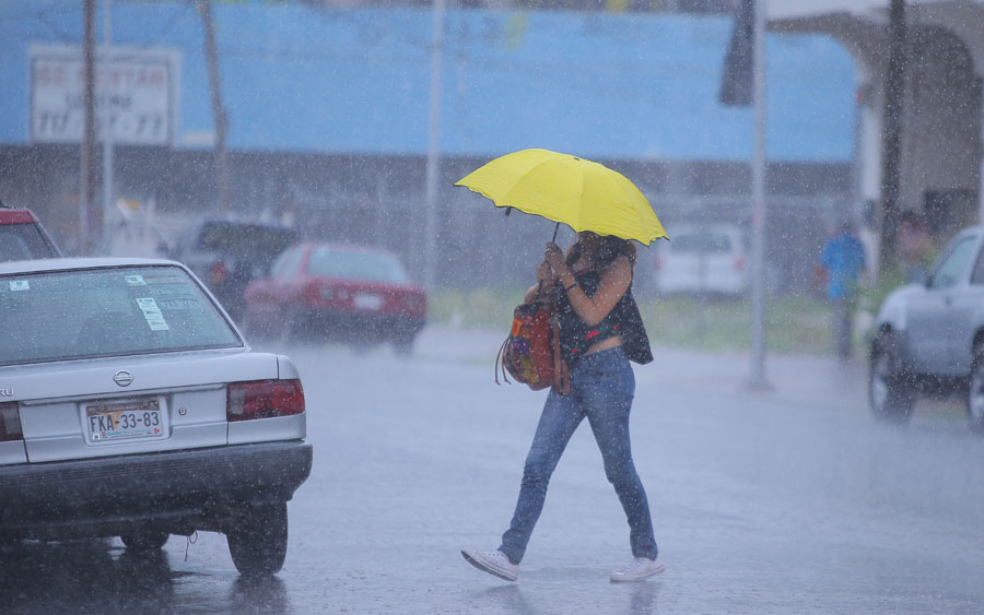 Las lluvias se estarán originando por la entrada de humedad del Océano Pacífico por la tormenta tropical Ivo. (Milenio Digital)