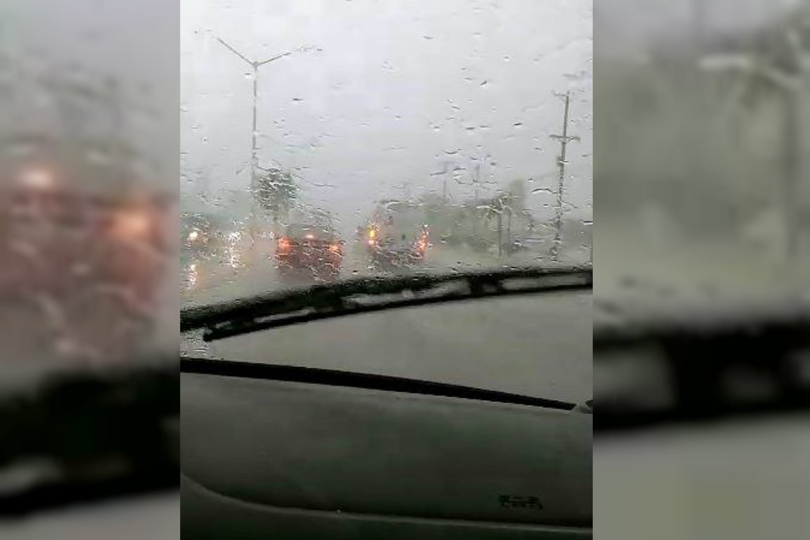 Muchas avenidas d ela zona metropolitana de Monterrey se vieron afectadas. (Foto: Especial)