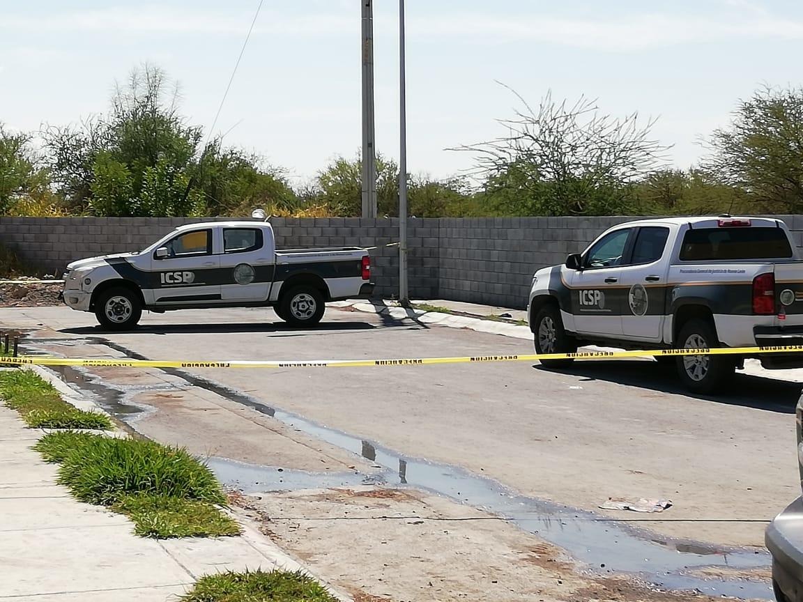 El cuerpo del hombre fue localizado en un baldío. (Foto: Agustín Martínez)