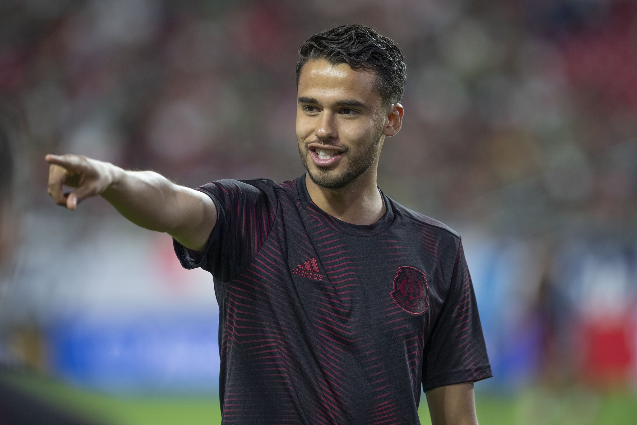Tigres anuncia que Diego Reyes llegará este lunes a Monterrey para su contratación (Twitter @TigresOficial)