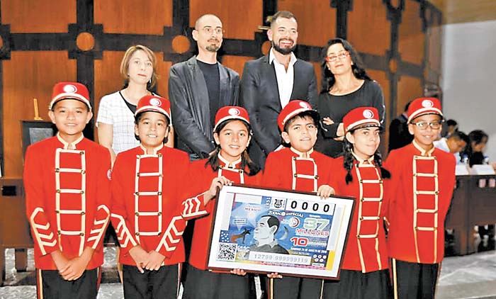 El sorteo surgió por iniciativa de Memoria Histórica y Cultural de México. Héctor Téllez