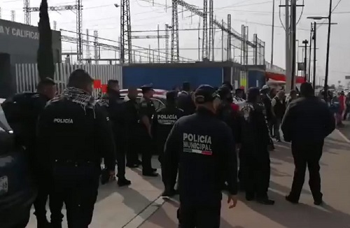 Están frente a sus oficinas. (Especial)