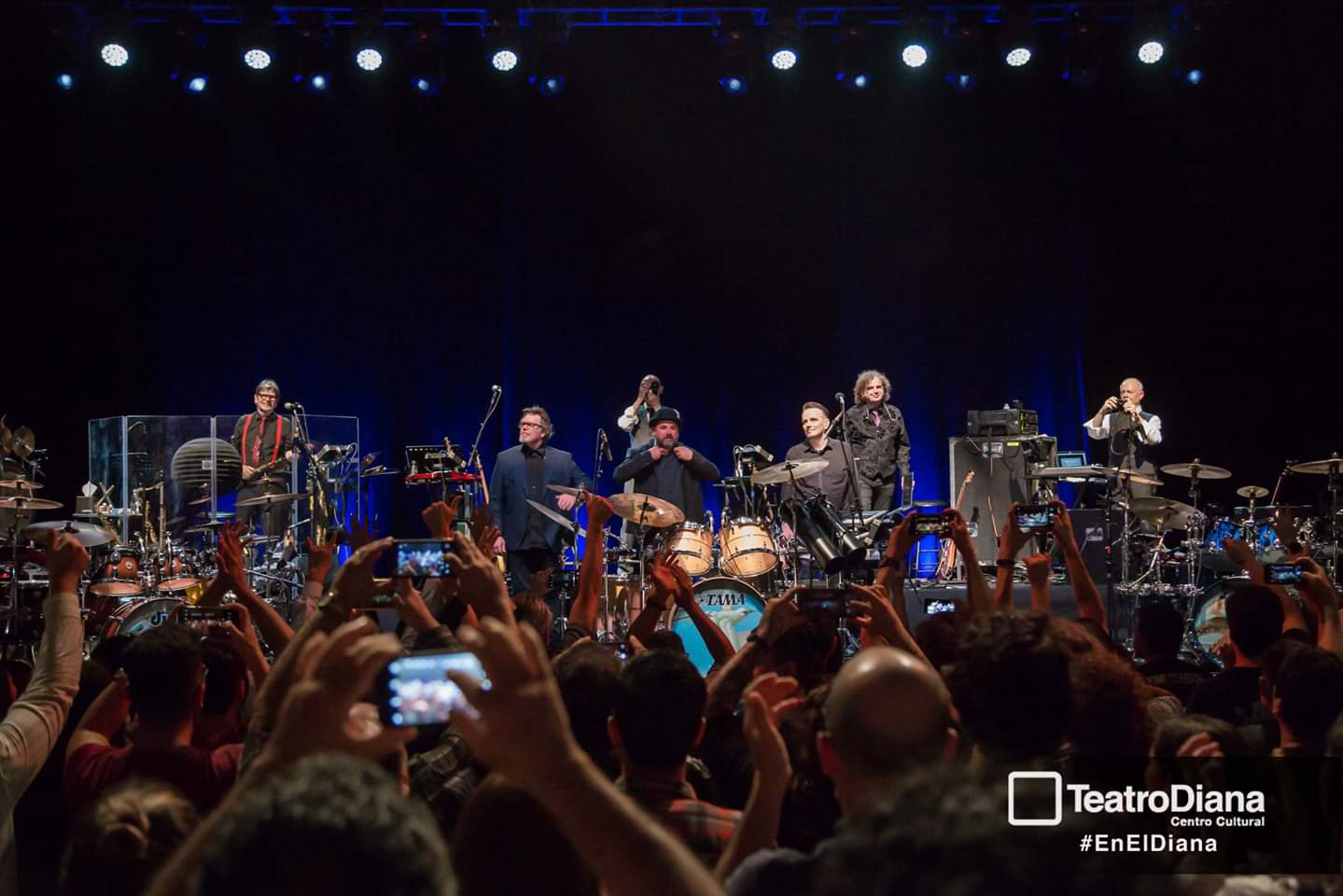 King Crimson vuelve a presentarse hoy en el mismo foro (Cortesía).