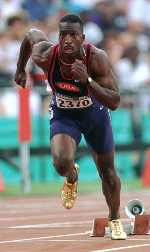 Michael Johnson en Atlanta 1996 (Reuters)