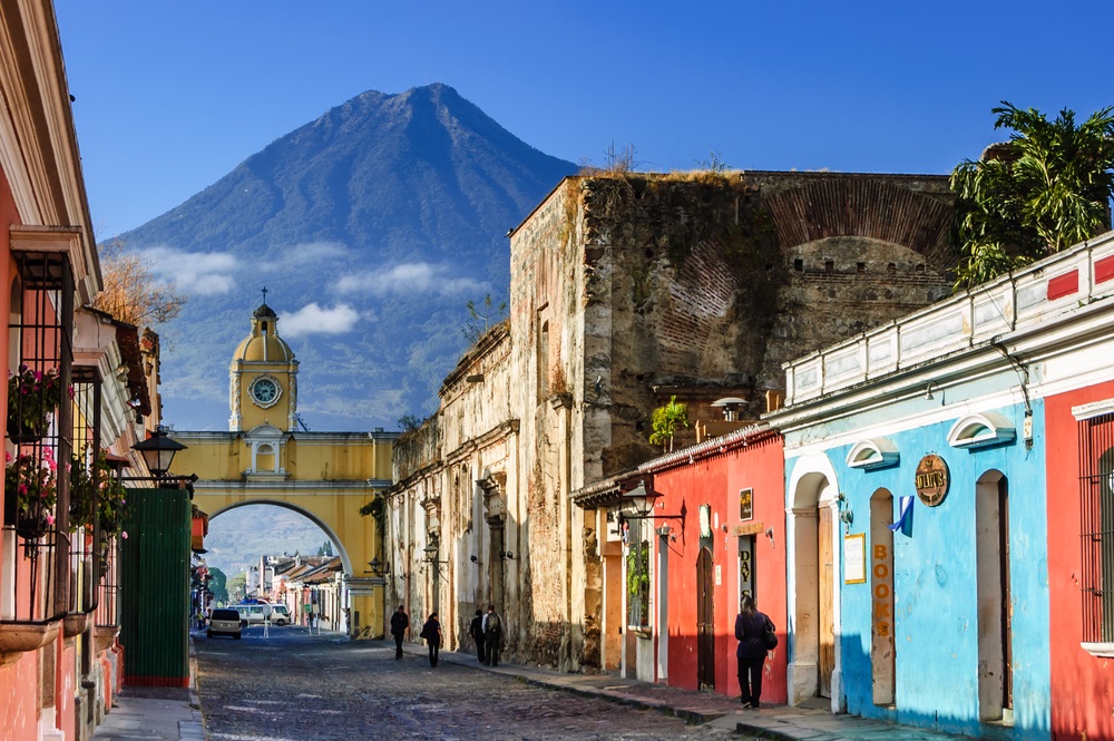 Viaja a Antigua Guatemala y disfrútala al máximo (Shutterstock).
