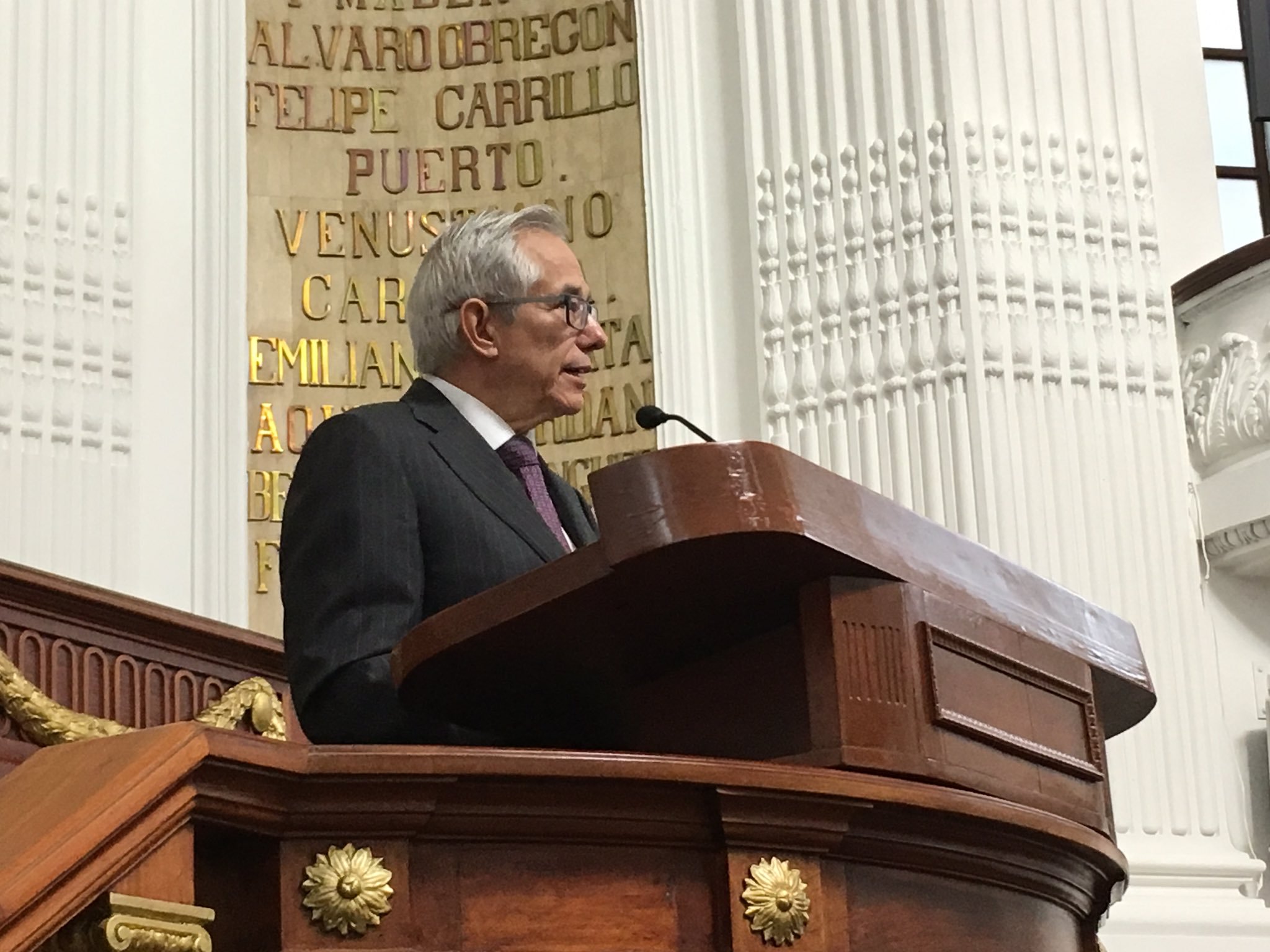 El diputado Jorge Gaviño calificó de ilegal  la instalación del Consejo Económico. | Twitter @Congreso_CdMex