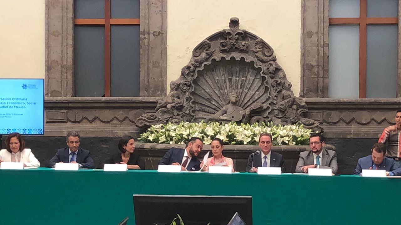 Instalación de la primera sesión del Consejo Económico, Social y Ambiental de la Ciudad de México. (Jorge Almazán)