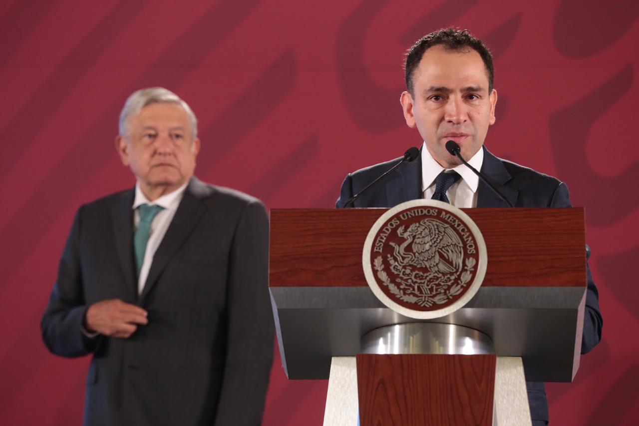 El Secretario de Hacienda; Arturo Herrera durante la conferencia de prensa matutina de hoy. (Foto: Jesús Quintanar)