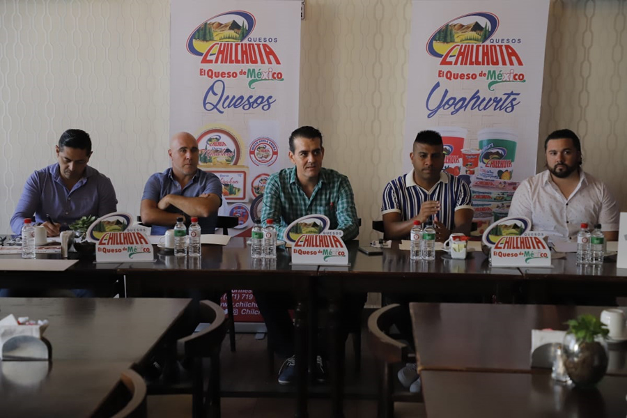 En conferencia de prensa estuvieron presentes los exsantistas Rodrigo ‘Pony’ Ruiz y Daniel ‘Hachita’ Ludueña. (Manuel Guadarrama)