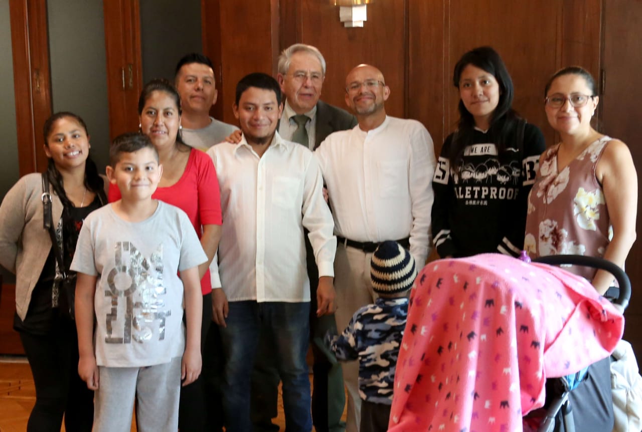 Niños con cáncer y sus padres se reunieron con el titular de Salud. (Fanny Miranda)