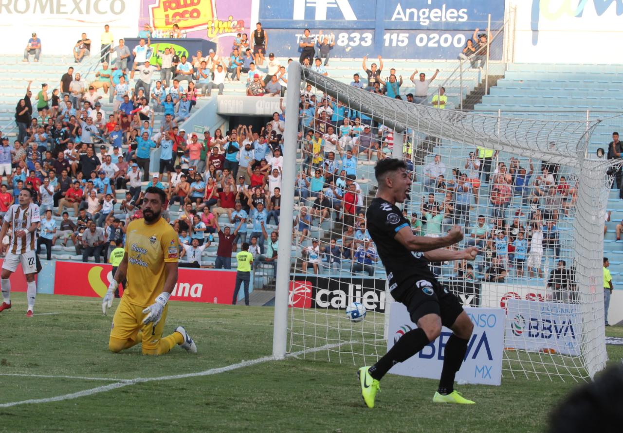 Jaiba Brava se enfrenta ante Cafetaleros de Chiapas.