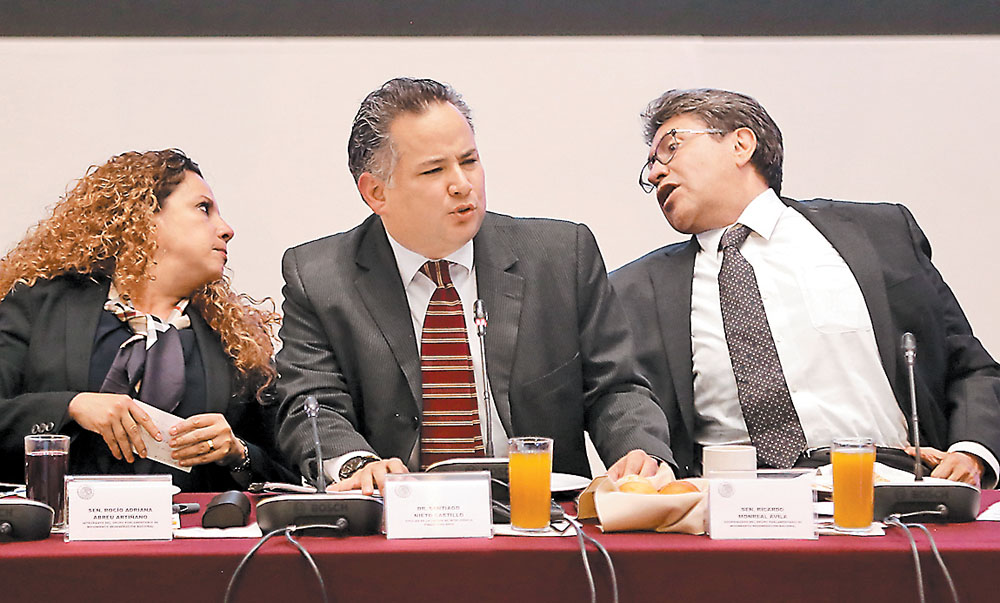 El titular de la Unidad de Inteligencia Financiera. (Javier Ríos/Archivo)