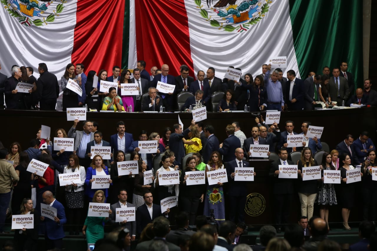 Los panistas protestaron en la Cámara de Diputados tras la votación para la Mesa Directiva. (Juan Carlos Bautista)