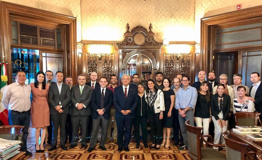 AMLO en la Secretaría de Hacienda (@ArturoHerrera_G)