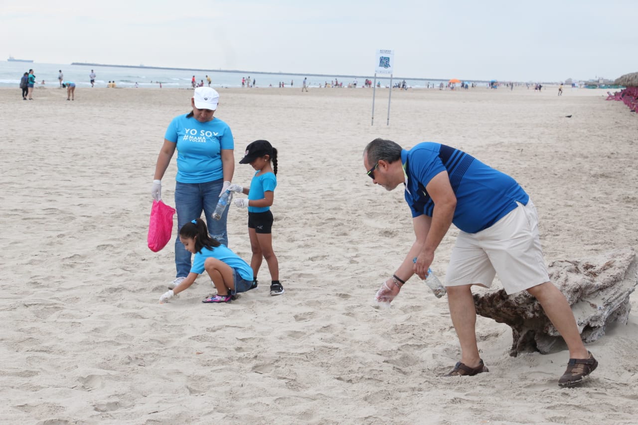Primer 'Colillatón' en playa Miramar (Foto/Yazmín Sánchez)