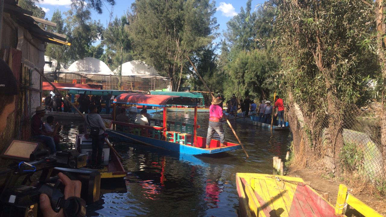 Un joven murió al caer en los canales de Xochimilco. (César Velázquez)