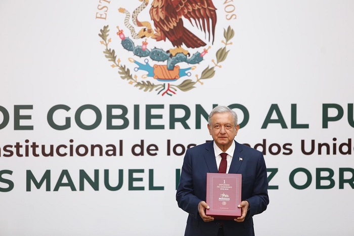El presidente de la República, Andrés Manuel López Obrador durante el Primer Informe de Gobierno. Foto: Nelly Salas
