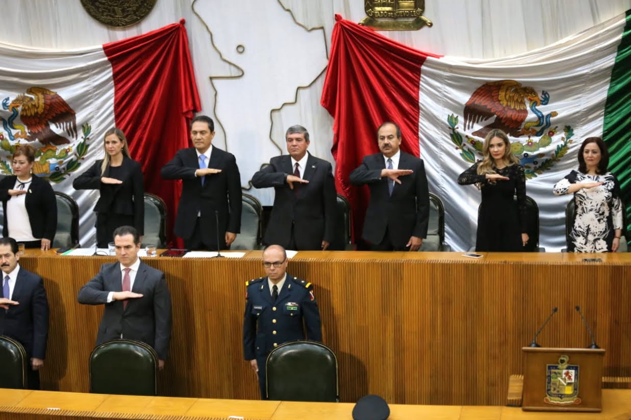 La propuesta de mesa directiva fue aprobada en forma unánime por los 42 diputados. Foto: Jorge López