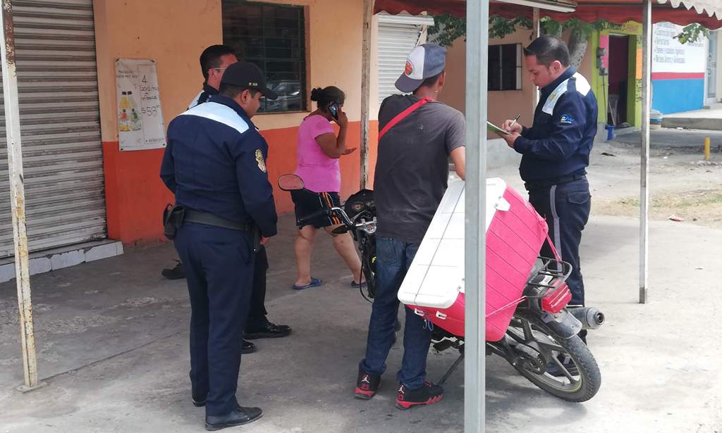 Motociclista involucrado en el percance.