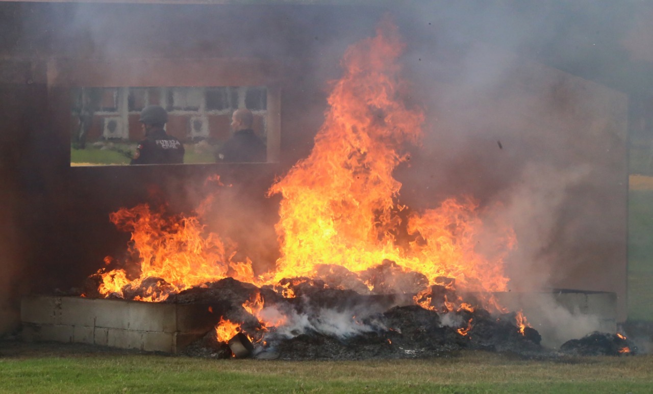 Se aprobó que la Fiscalía de NL  tienen la atribución de destruir la droga que asegura en sus operativos. Foto: Leonel Rocha/Archivo