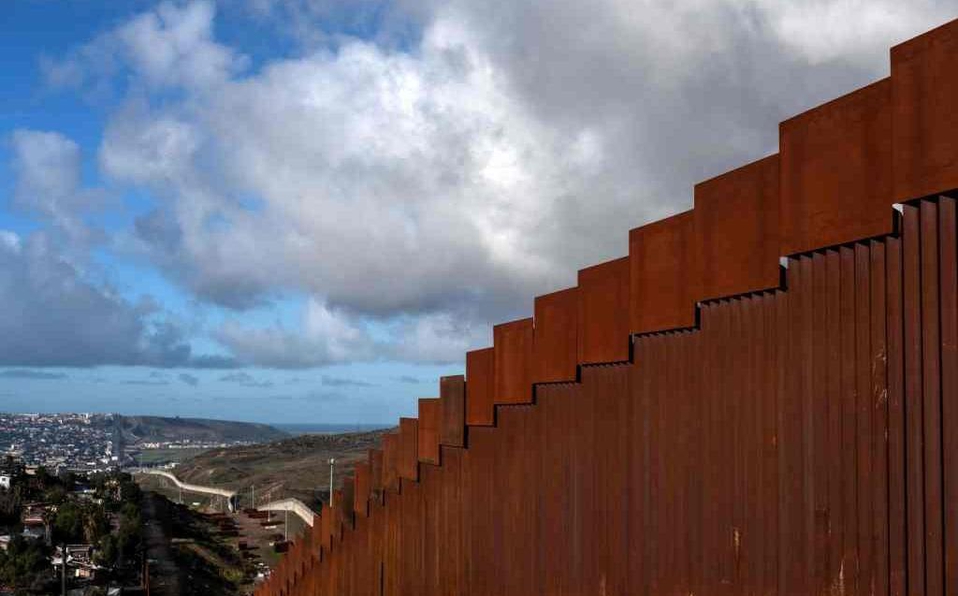 El muro en la frontera con México es una de las grandes promesa de Donald Trump. (Archivo)