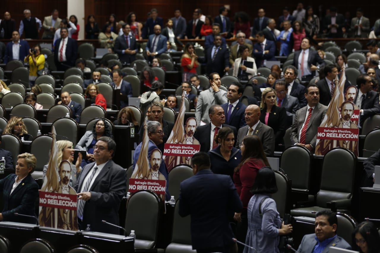 Sesión ordinaria de la Cámara de Diputados (Héctor Téllez)