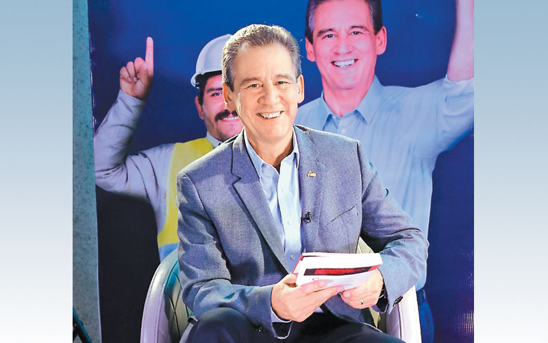 “Soy abuelo y la mejor manera de desconectarme de todo es con mis nietos”. (Dany Béjar)