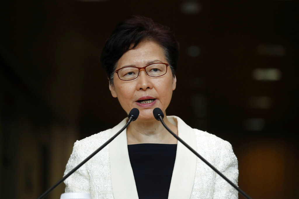 Carrie Lam anunció que su gobierno retiró formalmente un proyecto de ley de extradición que provocó meses de protestas. AP