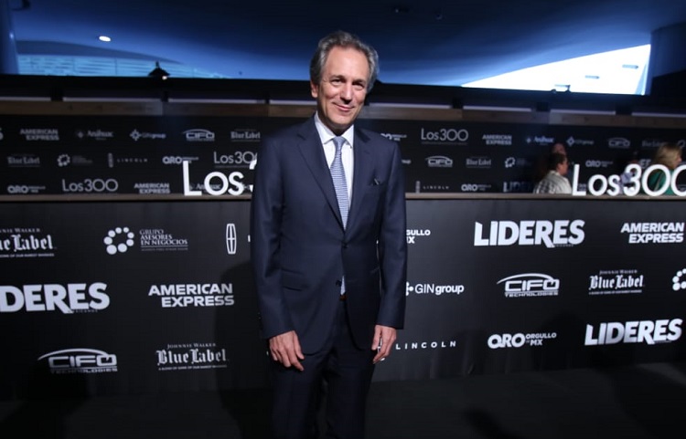 El presidente del CMN, José Antonio del Valle, asiste al evento de 300 Líderes más influyentes de México. Foto: Juan Carlos Bautista