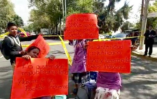 Comunidades indígenas protestan en la avenida México Coyoacán. | Especial