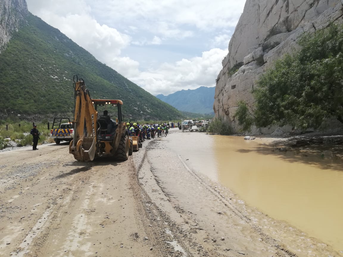 El municipio informó sobre la limpieza de 300 toneladas de azolve. (Especial)