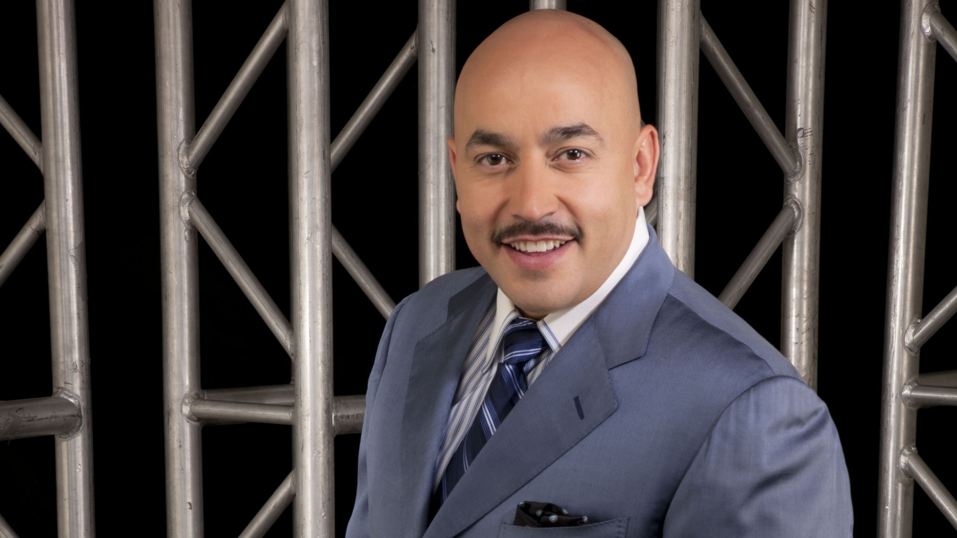 Lupillo Rivera no se quitará el tatuaje del rostro de Belinda (Especial).