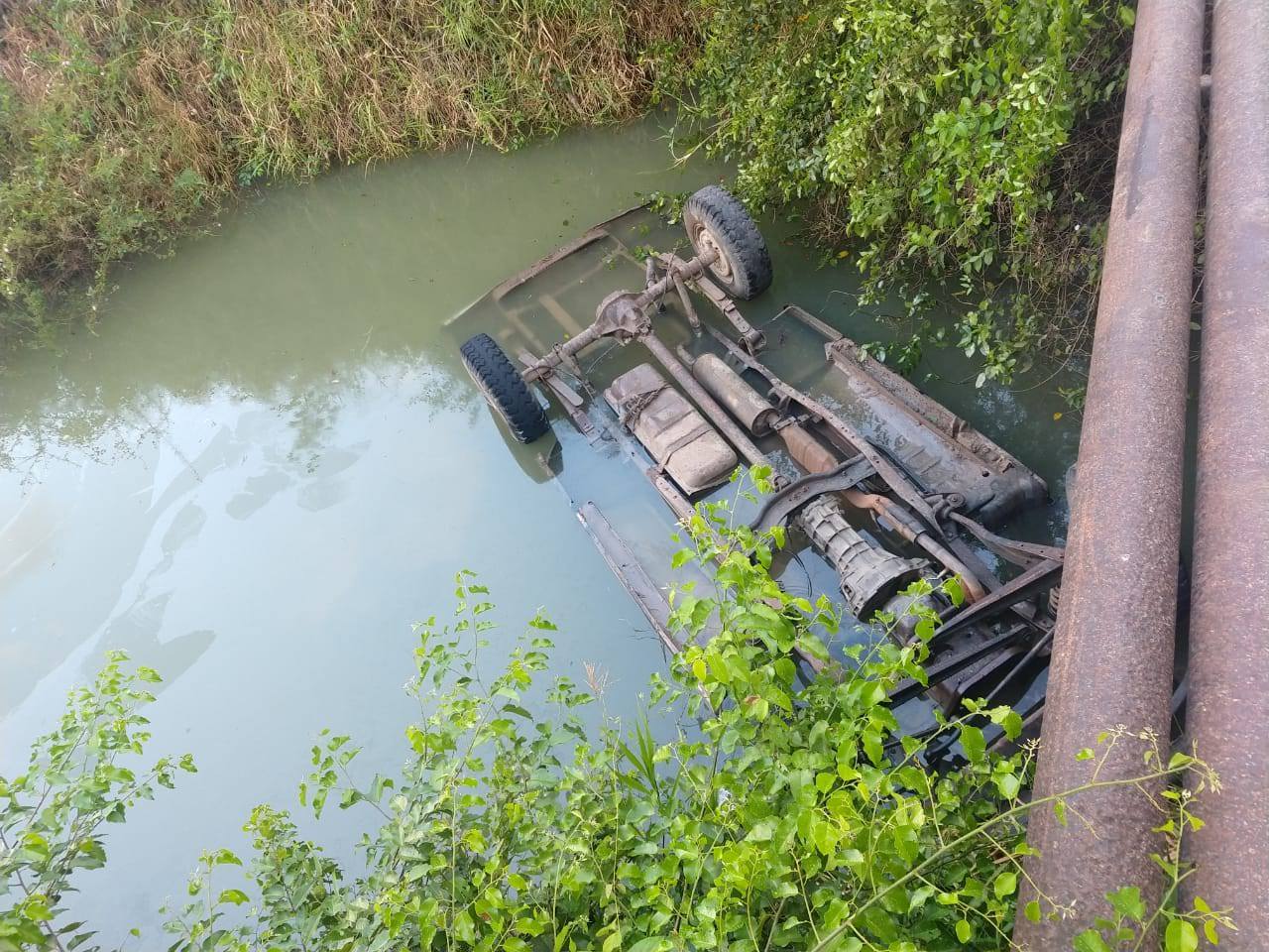 Mueren dos al caer a un estero en Tampico Alto, Veracruz (Foto/CORTESÍA)