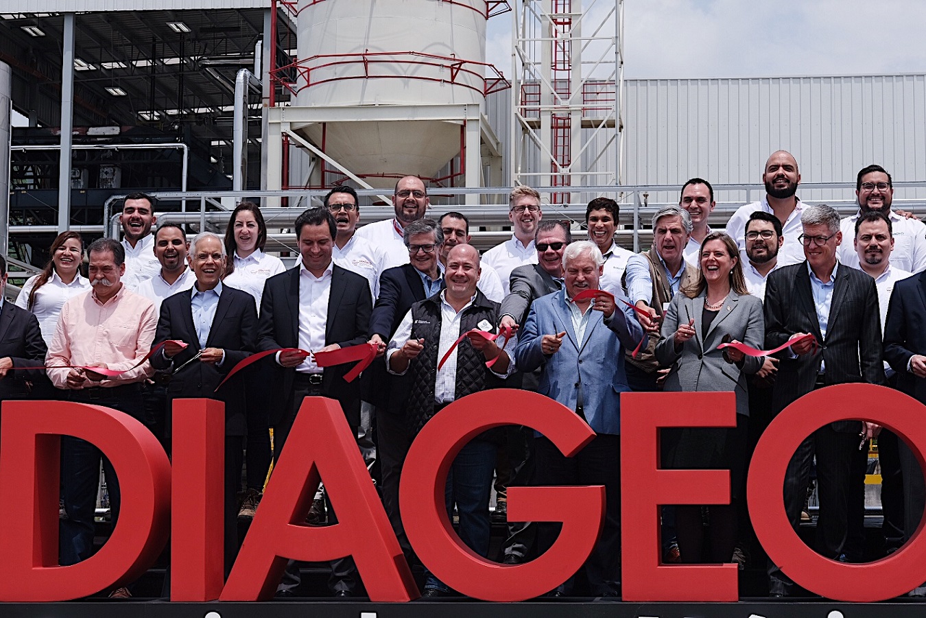 Anuncian más inversiones en todos los proyectos de Diageo en México