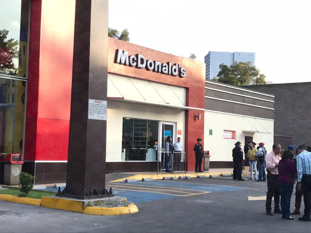 Un hombre fue asesinado en un McDonalds en Marina Nacional. (Jorge Becerril)