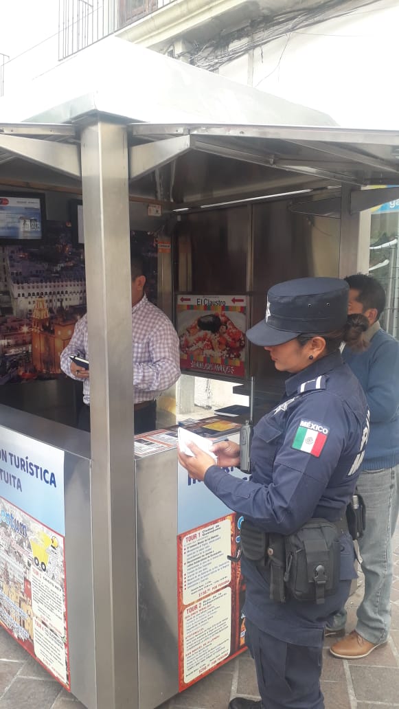 El operativo se realizó en casetas de información ubicadas en el Centro Histórico de Guanajuato capital. Foto: especial.