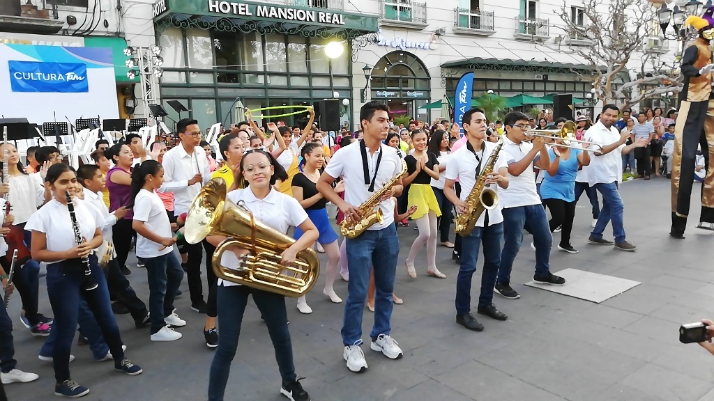 Primer “Flashmob por TamauliPAZ”.