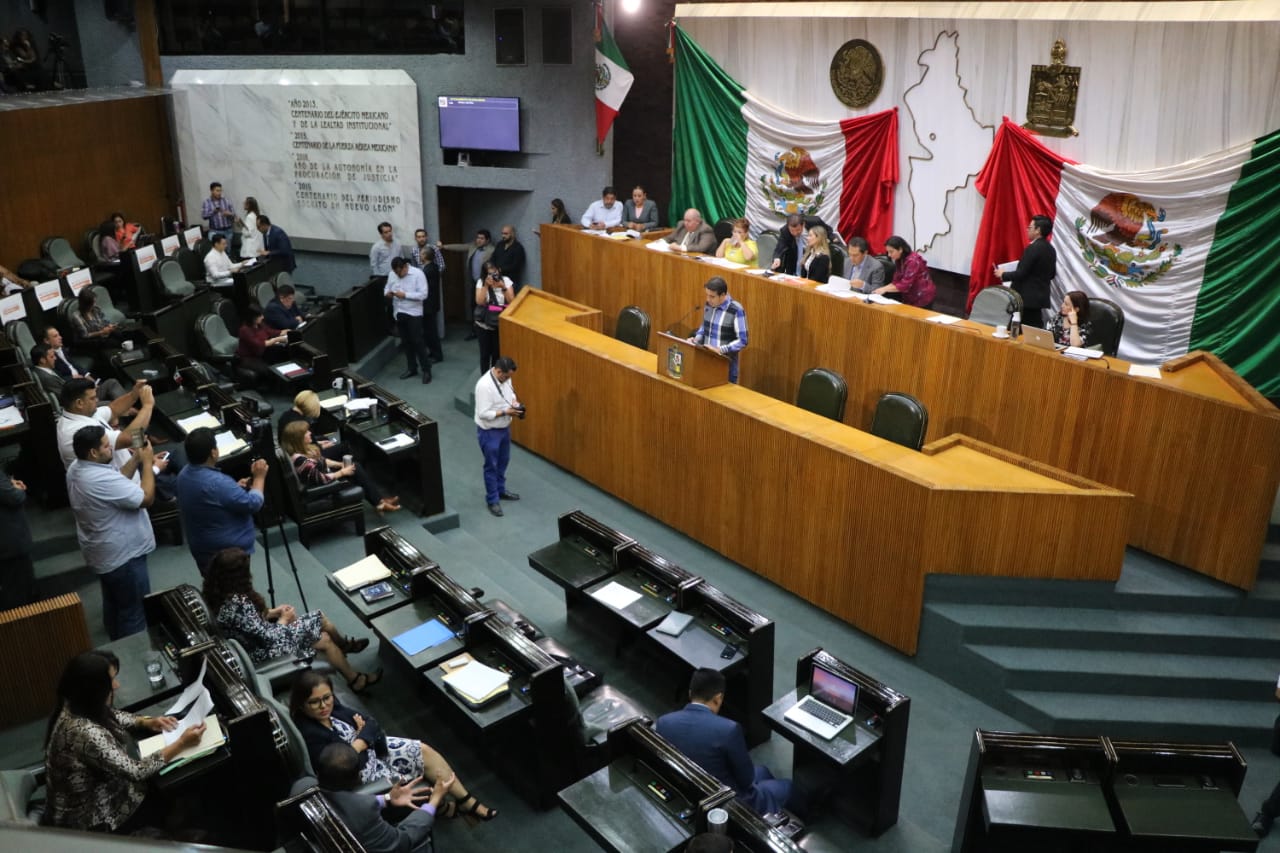 Senadores de todas las bancadas demandaron al Congreso local que cumpla con la sentencia que ordenó el Tribunal. (Foto: Leonel Rocha)