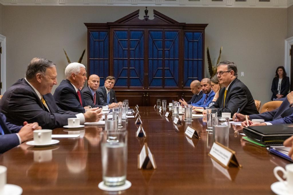 Ebrard se reúne con Mike Pence por tema migratorio/Especial.