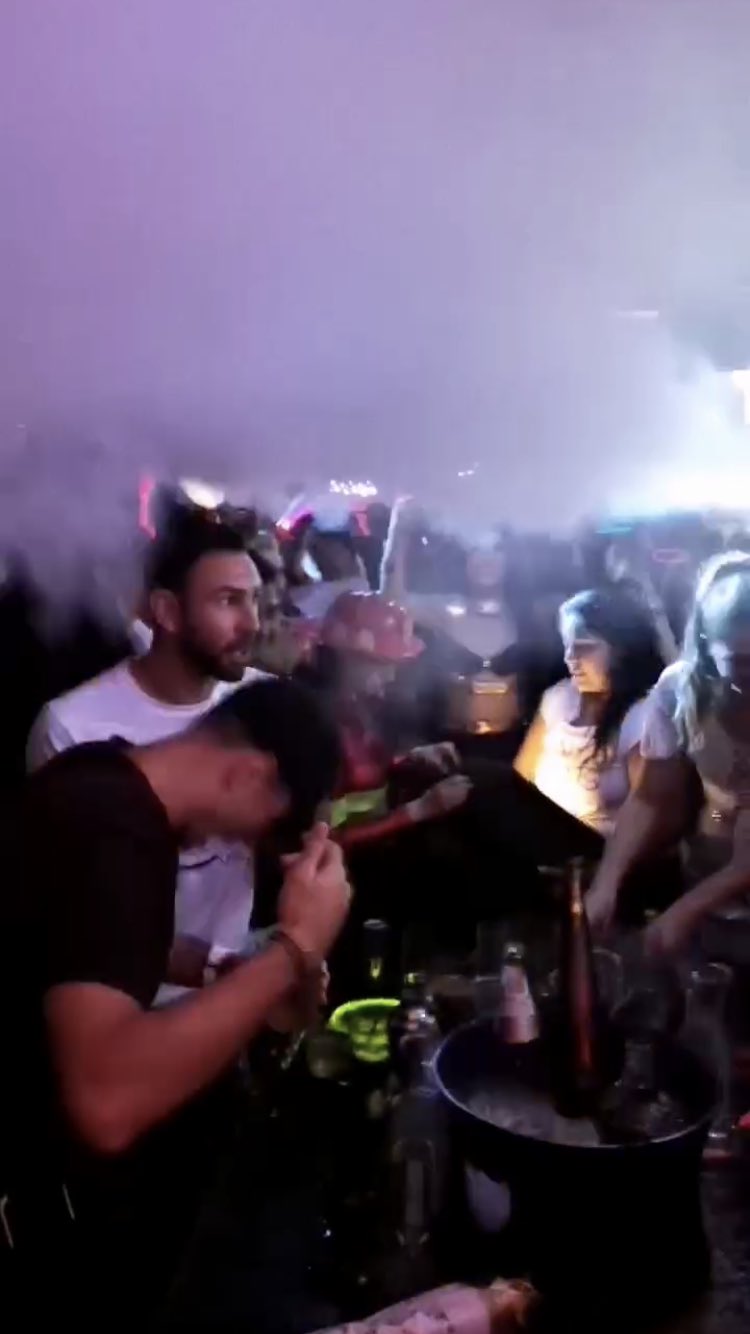 Captan a aficionados del Tri de fiesta en NY (Twitter)